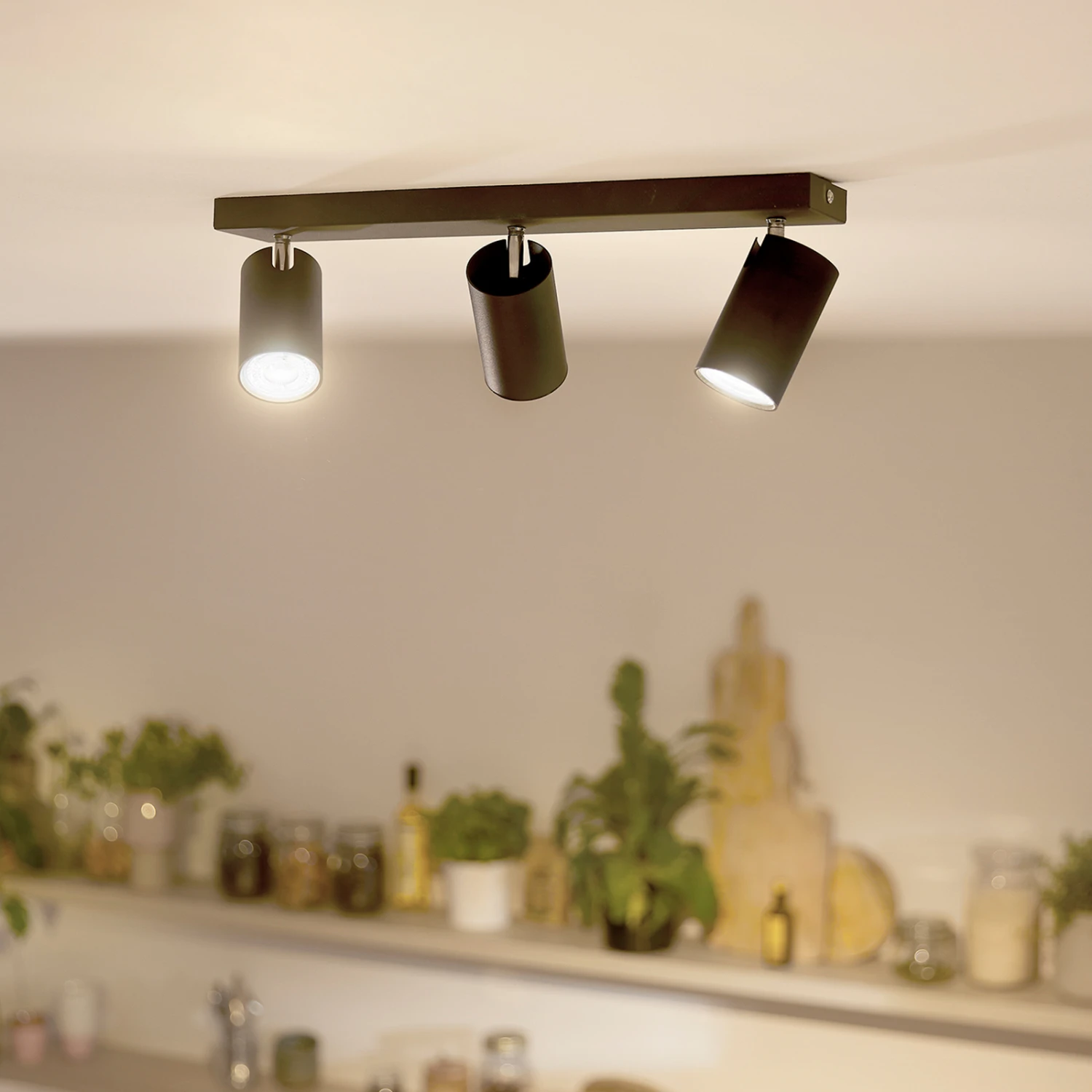 Philips LED-Reflektor GU10 2,4W 380lm 36° 4.000K 4 Philips LED-Reflektor GU10 2,4W 380lm 36° 4.000K – Bild 4