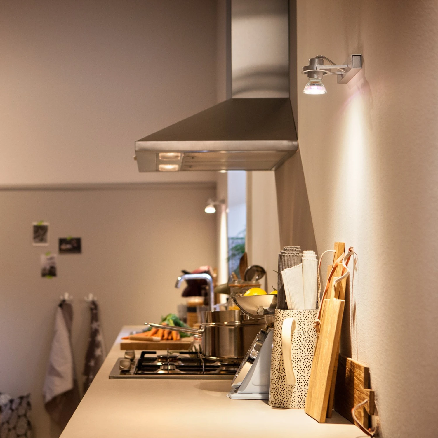 Philips LED-Lampe GU10 3,5W 255lm 827 Klar 36° 6er 7 Philips LED-Lampe GU10 3,5W 255lm 827 Klar 36° 6er – Bild 7