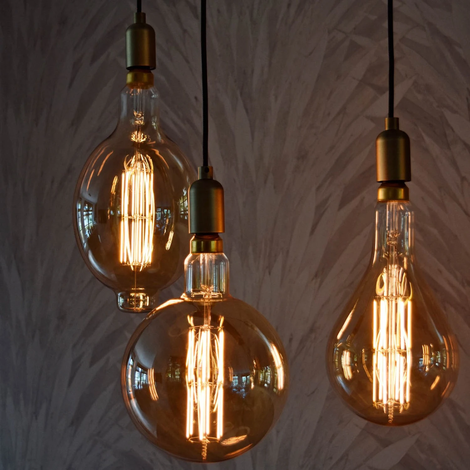 Calex Megaglobe LED G200 E27 10,5W 1100lm Dim Gold 7 Calex Megaglobe LED G200 E27 10,5W 1100lm Dim Gold – Bild 7