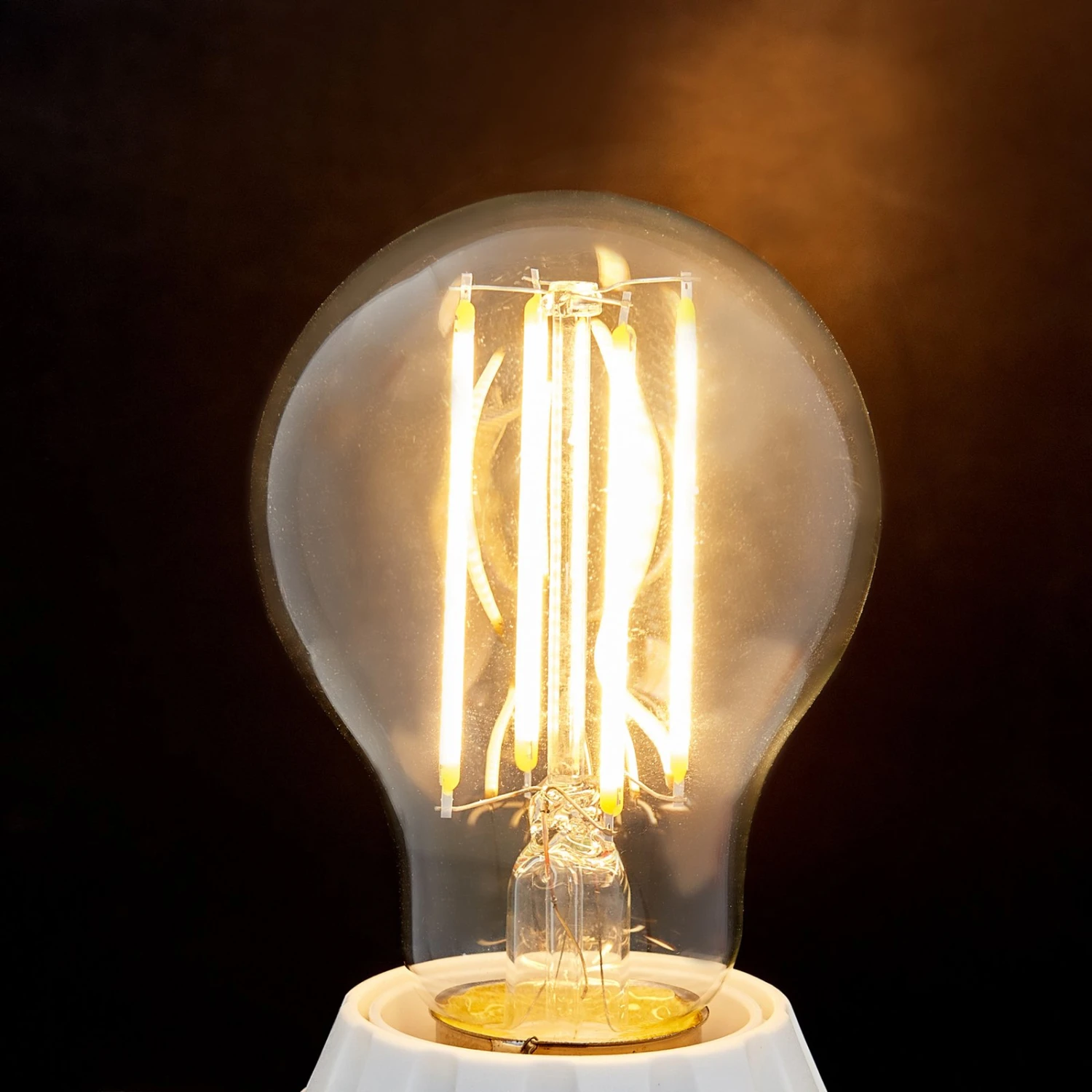 E27 LED-Filament 7W 806lm 2.700K Klar 3er-Set 4 E27 LED-Filament 7W 806lm 2.700K Klar 3er-Set – Bild 4