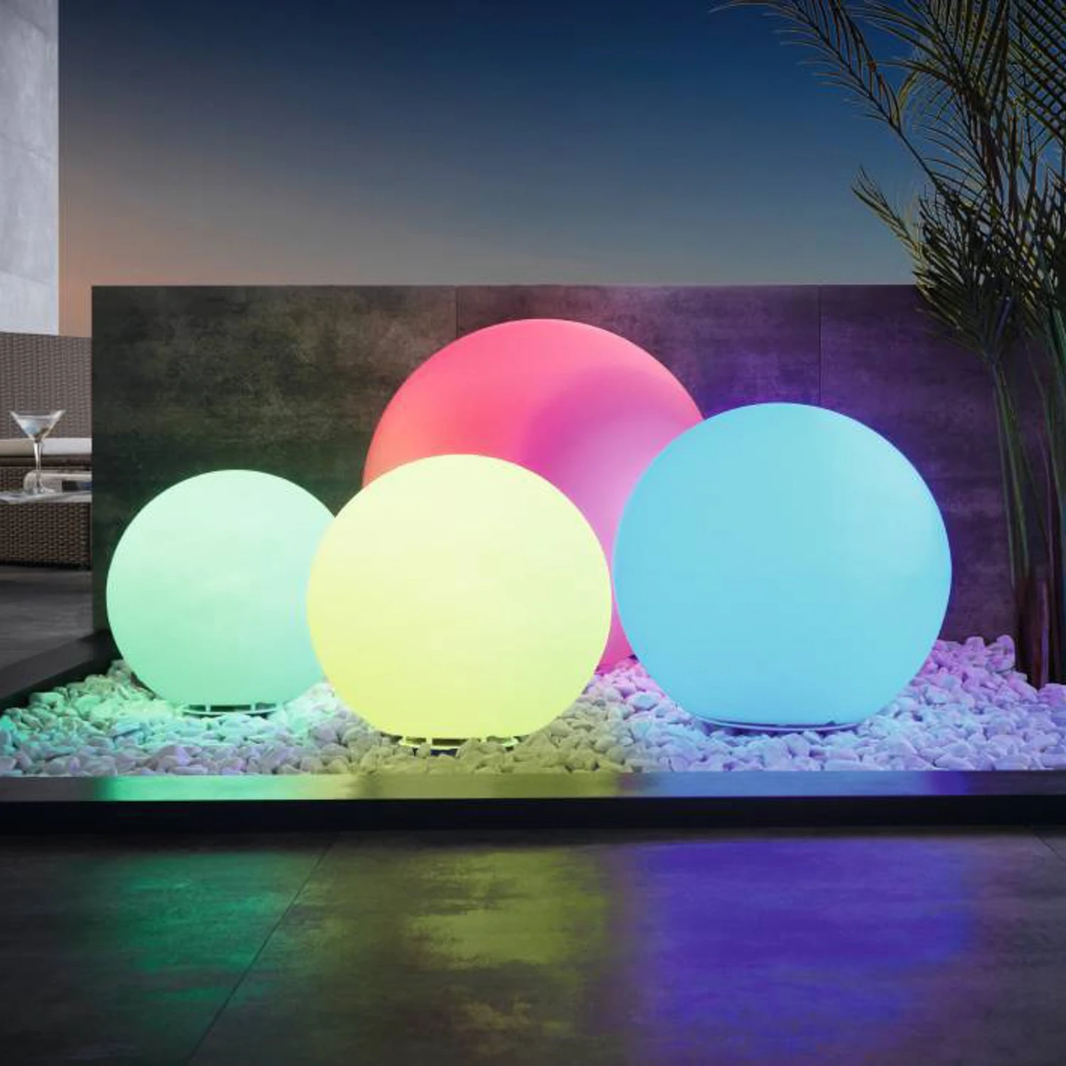 EGLO Connect Monterolo-Z LED-Außendekolampe Ø39cm 1 EGLO Connect Monterolo-Z LED-Außendekolampe Ø39cm