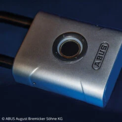 ABUS Touch Fingerabdruck-Vorhängeschloss, 4,5 Cm 12 ABUS Touch Fingerabdruck-Vorhängeschloss, 4,5 Cm -Paulmann Verkaufsgeschäft 10013164 5