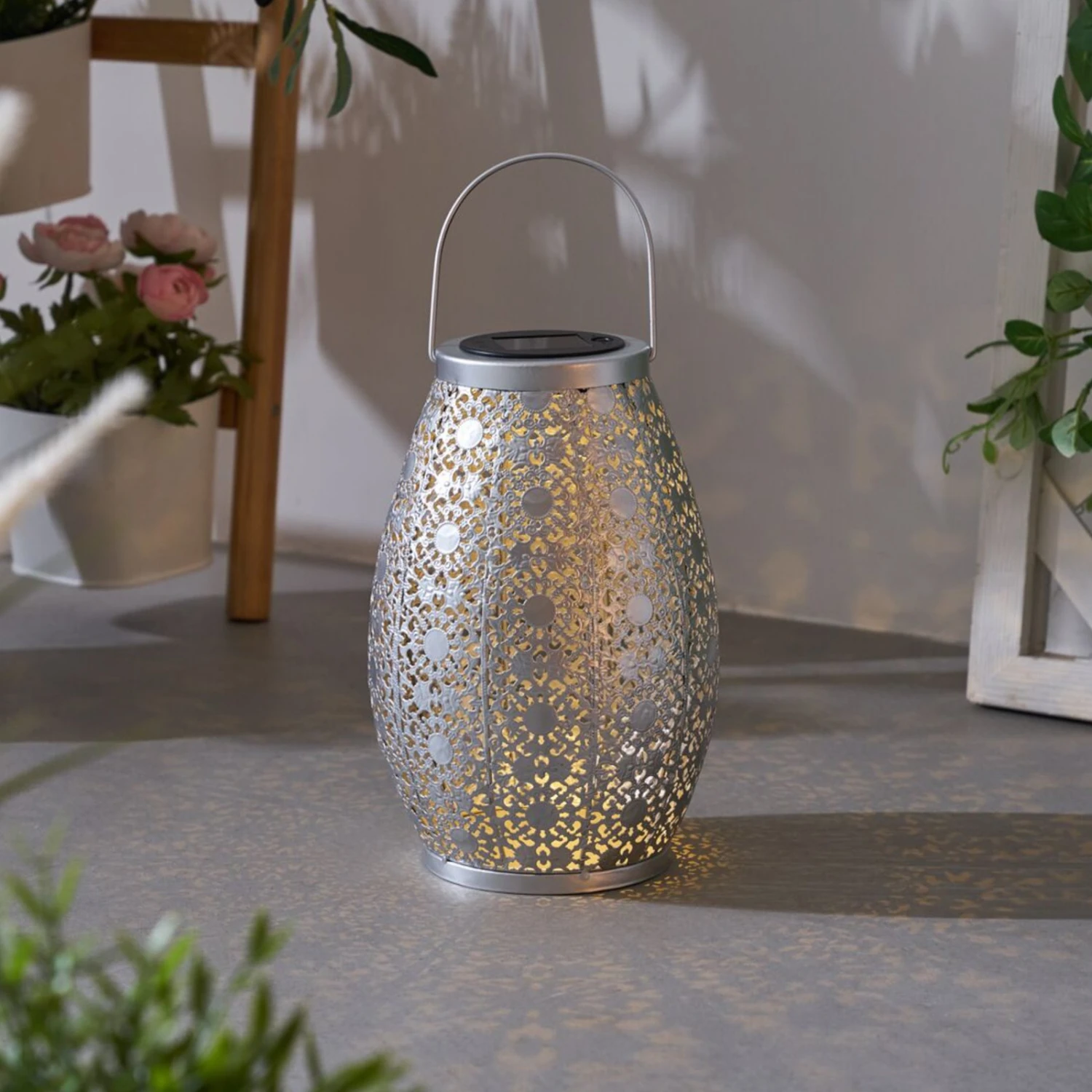 Pauleen Sunshine Temptation LED-Solarlaterne 27 Cm 3 Pauleen Sunshine Temptation LED-Solarlaterne 27 Cm – Bild 3