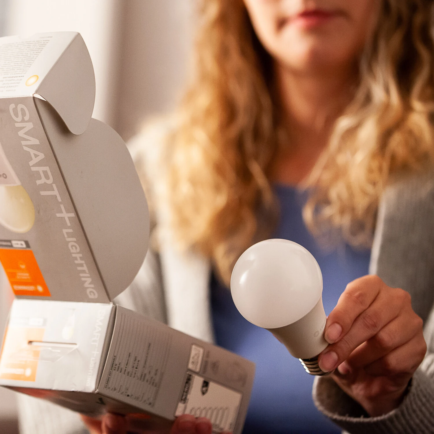 LEDVANCE SMART+ WiFi E27 A100 14W Classic RGBW 2 LEDVANCE SMART+ WiFi E27 A100 14W Classic RGBW – Bild 2