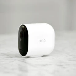 Arlo Pro 3 Sicherheitssystem Mit 4 Kameras Weiß 16 Arlo Pro 3 Sicherheitssystem Mit 4 Kameras Weiß -Paulmann Verkaufsgeschäft 1080004 7