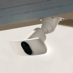 Arlo Pro 3 Flutlichtkamera, Weiß -Paulmann Verkaufsgeschäft 1080025 6
