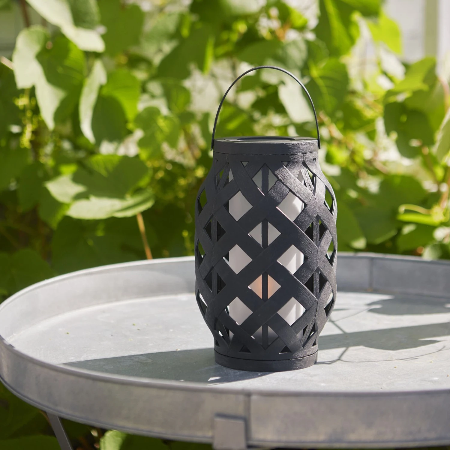 LED-Laterne Flame Lantern, Schwarz, Höhe 23 Cm 4 LED-Laterne Flame Lantern, Schwarz, Höhe 23 Cm – Bild 4