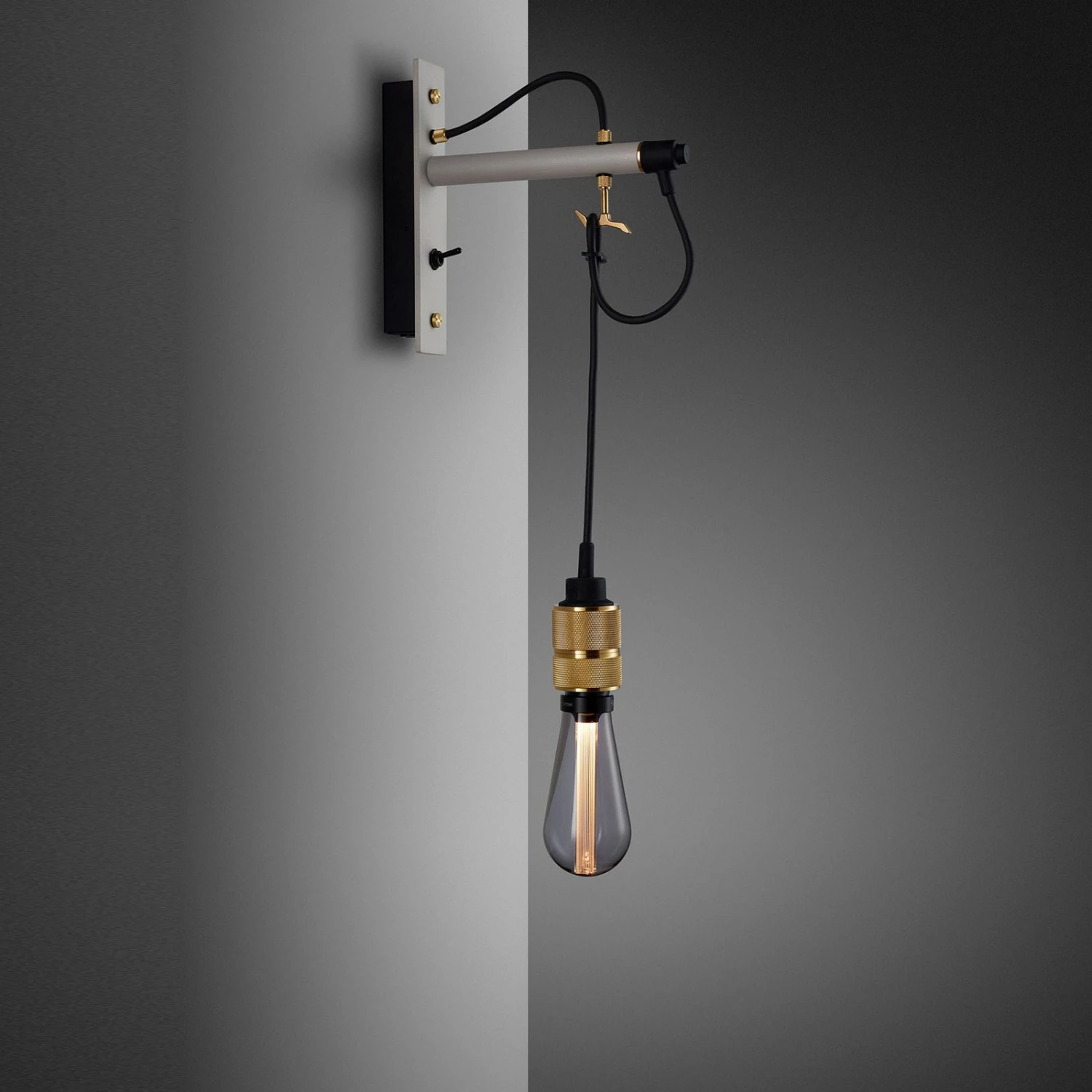 Buster + Punch Hooked Wall Nude Grau/messing 7 Buster + Punch Hooked Wall Nude Grau/messing – Bild 7