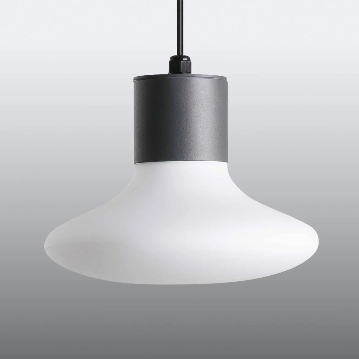 Hängeleuchte Blub's Für Den Außenbereich 2 Hängeleuchte Blub's Für Den Außenbereich – Bild 2