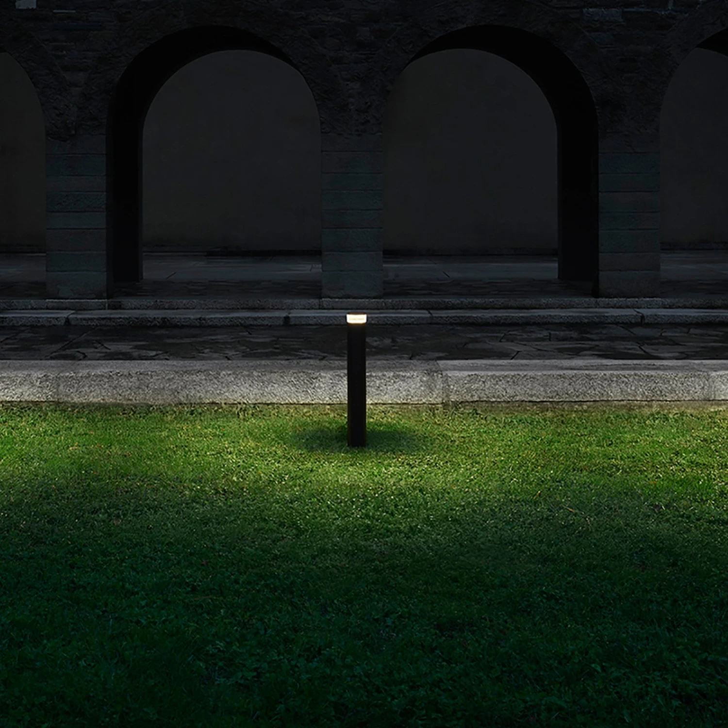 FLOS Pointbreak Bollard 2, 2.700K Anthrazit 90cm 2 FLOS Pointbreak Bollard 2, 2.700K Anthrazit 90cm – Bild 2