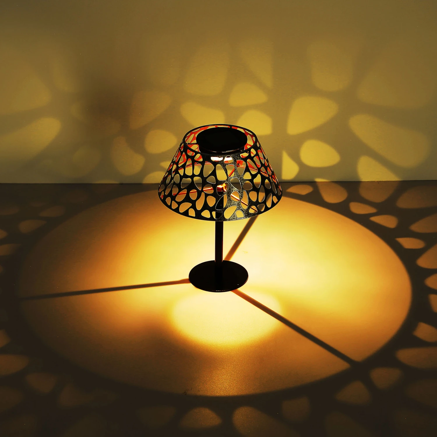 Globo LED-Solarleuchte 33648 Mit Dekorstanzungen 8 Globo LED-Solarleuchte 33648 Mit Dekorstanzungen – Bild 8