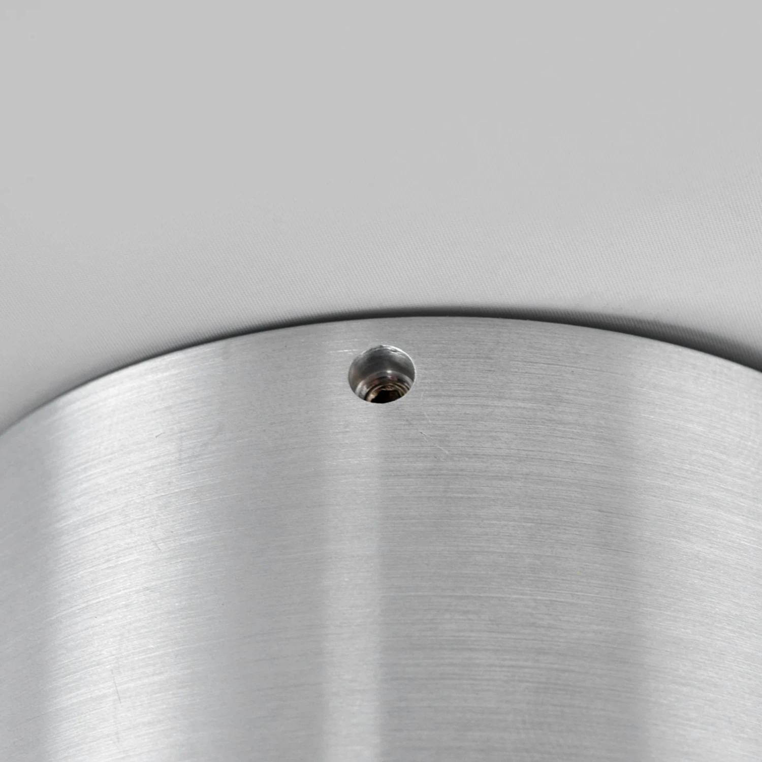 Helestra Oso LED-Deckenspot, Rund, Alu Matt 6 Helestra Oso LED-Deckenspot, Rund, Alu Matt – Bild 6