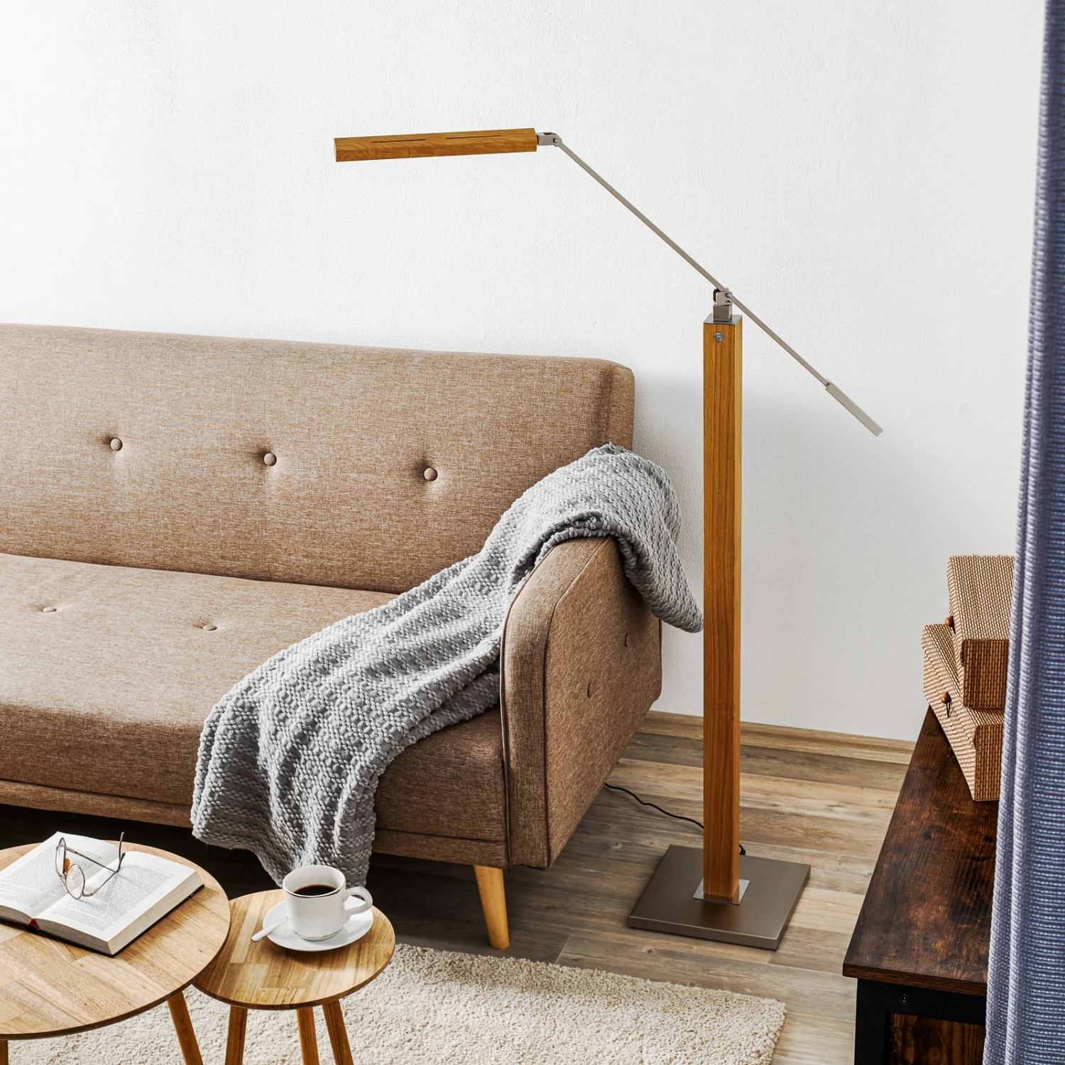 HerzBlut Otto O LED-Steh-Leseleuchte Eiche Geölt 2 HerzBlut Otto O LED-Steh-Leseleuchte Eiche Geölt – Bild 2