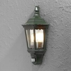 Konstsmide Außenwandlampe Firenze Halbschale, Sensor, Grün