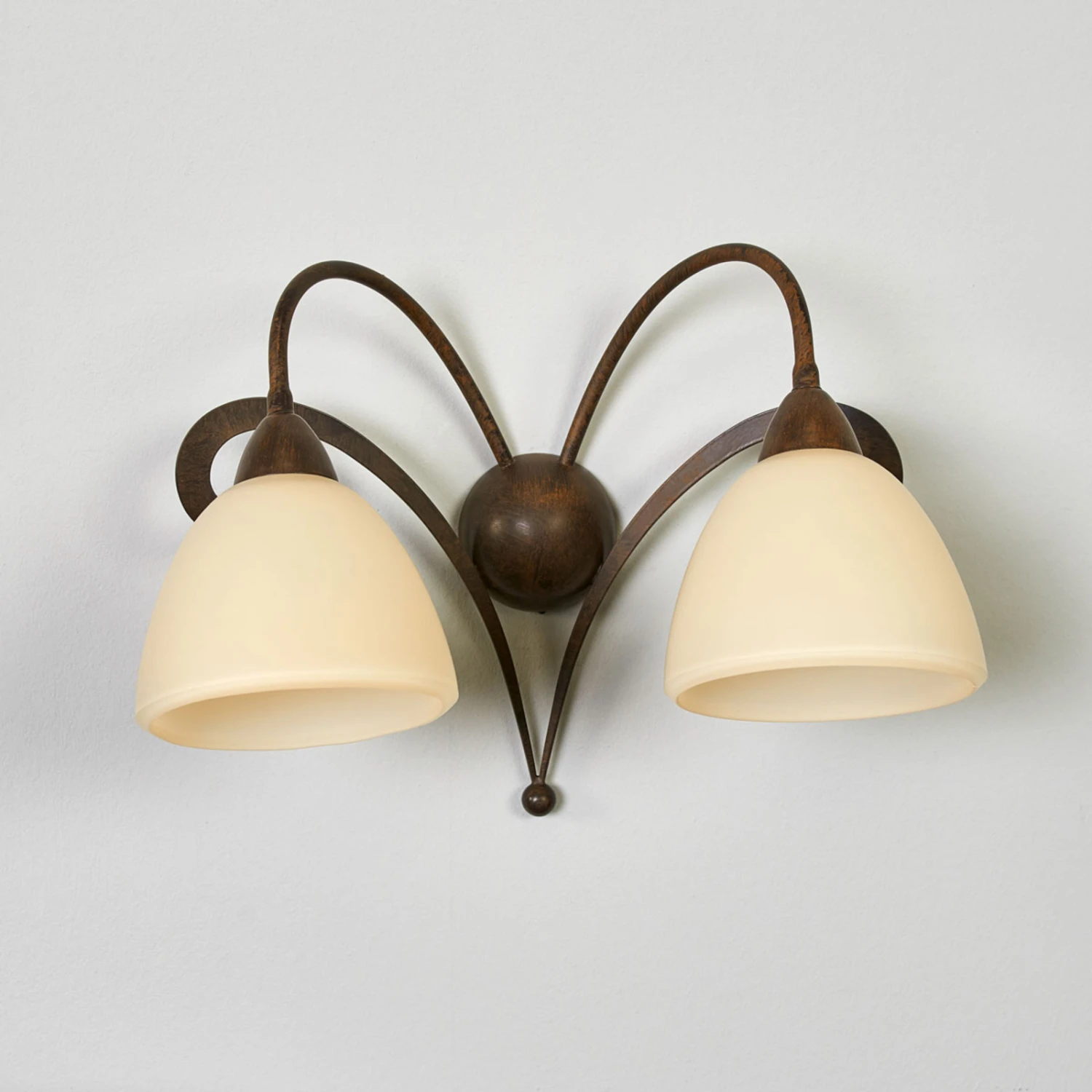 Wandlampe Luca Im Landhausstil, Zweiflammig 2 Wandlampe Luca Im Landhausstil, Zweiflammig – Bild 2