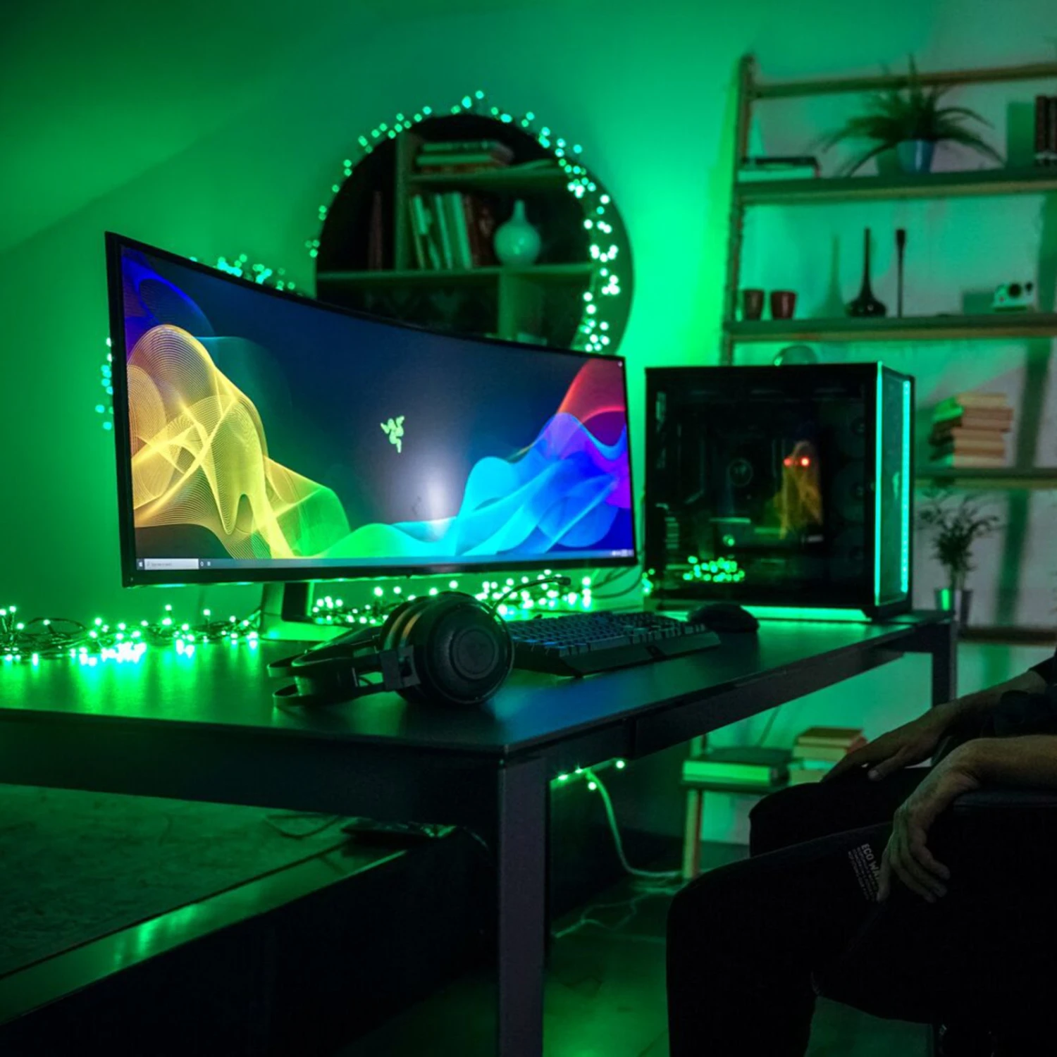 Lichterkette Twinkly RGB, Schwarz, 100-flammig 8m 2 Lichterkette Twinkly RGB, Schwarz, 100-flammig 8m – Bild 2