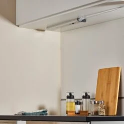 LEDVANCE Linear Flat Unterbaulampe 3.000K Schalter 10 LEDVANCE Linear Flat Unterbaulampe 3.000K Schalter -Paulmann Verkaufsgeschäft 6106019 2