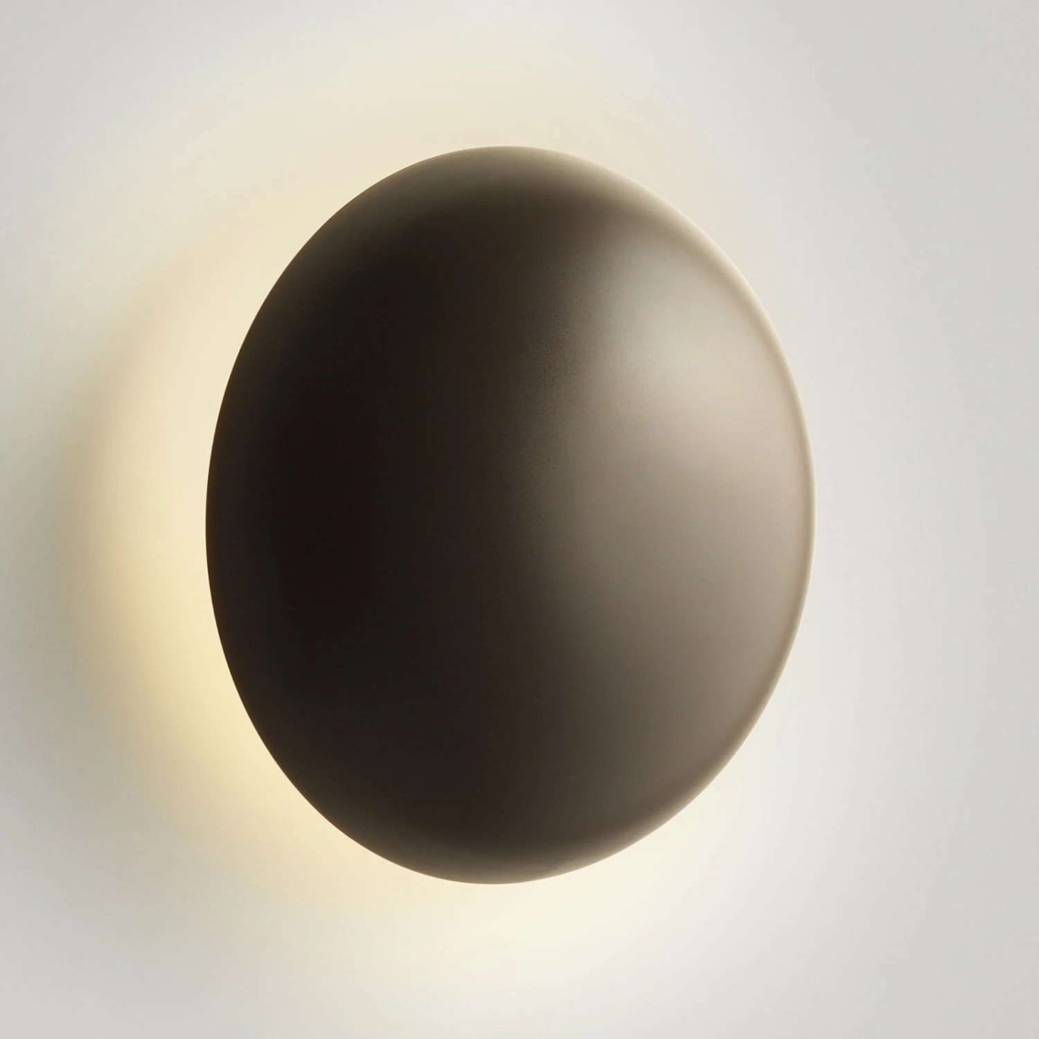 MARSET Babila LED-Außenwandleuchte Ø28cm Braun 1 MARSET Babila LED-Außenwandleuchte Ø28cm Braun