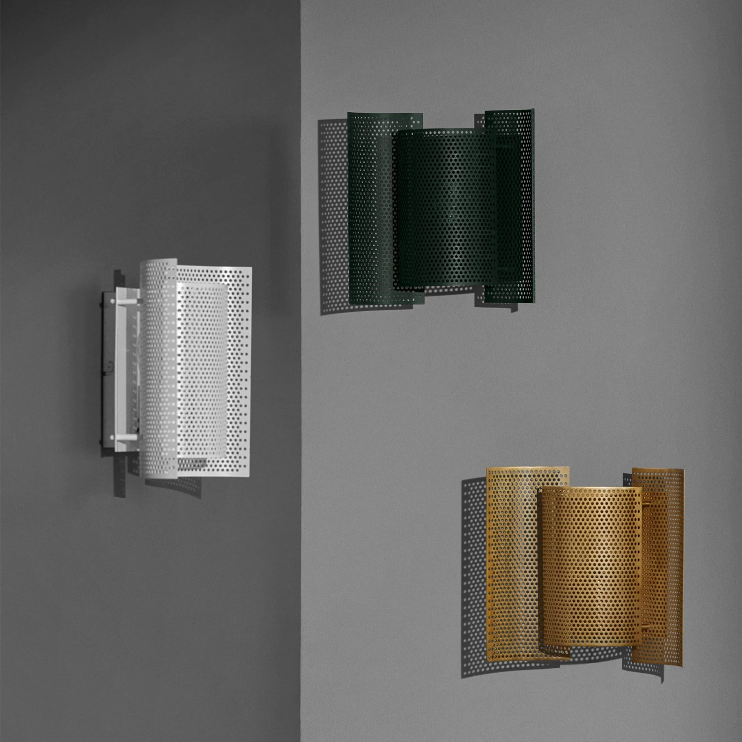 Northern Butterfly Perforated Wandlampe Dunkelgrün 6 Northern Butterfly Perforated Wandlampe Dunkelgrün – Bild 6