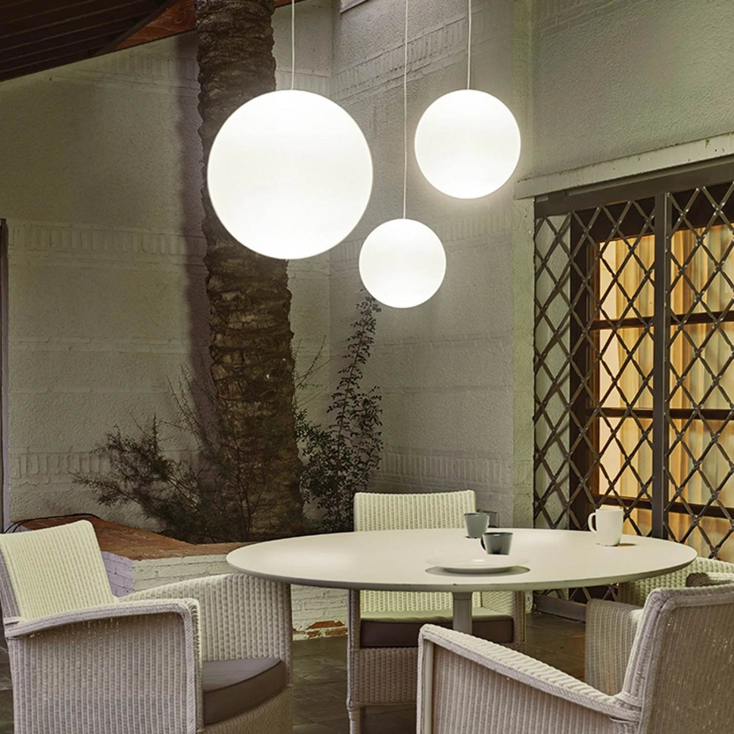 Newgarden Pianeta LED-Außenhängeleuchte, Ø 35 Cm 2 Newgarden Pianeta LED-Außenhängeleuchte, Ø 35 Cm – Bild 2