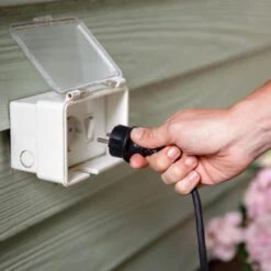 Philips Hue Outdoor Netzteil, 1 Ausgang, 24V, 40W 7 Philips Hue Outdoor Netzteil, 1 Ausgang, 24V, 40W -Paulmann Verkaufsgeschäft 7534175 3