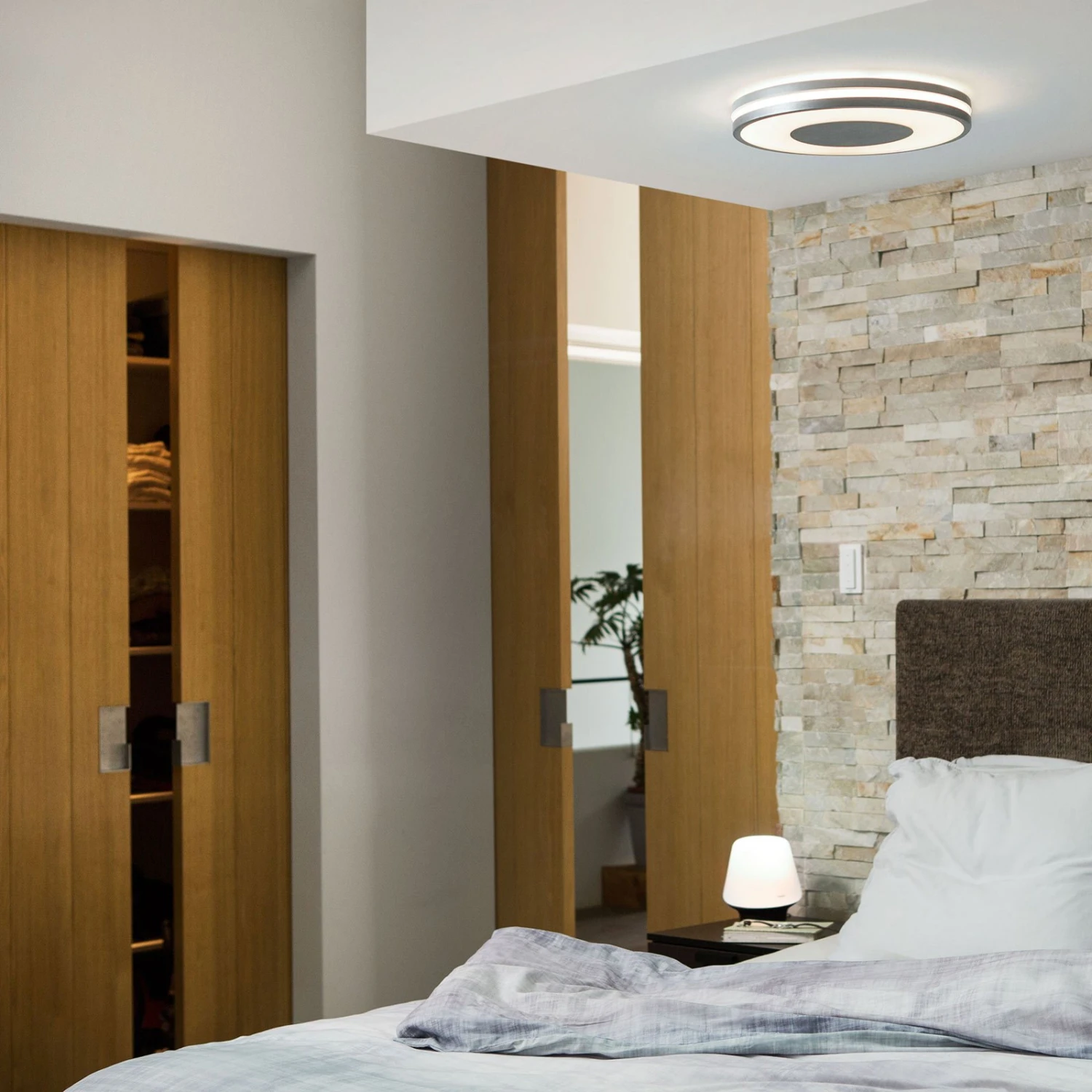 Philips Hue White Ambiance Being Deckenlampe Alu 4 Philips Hue White Ambiance Being Deckenlampe Alu – Bild 4