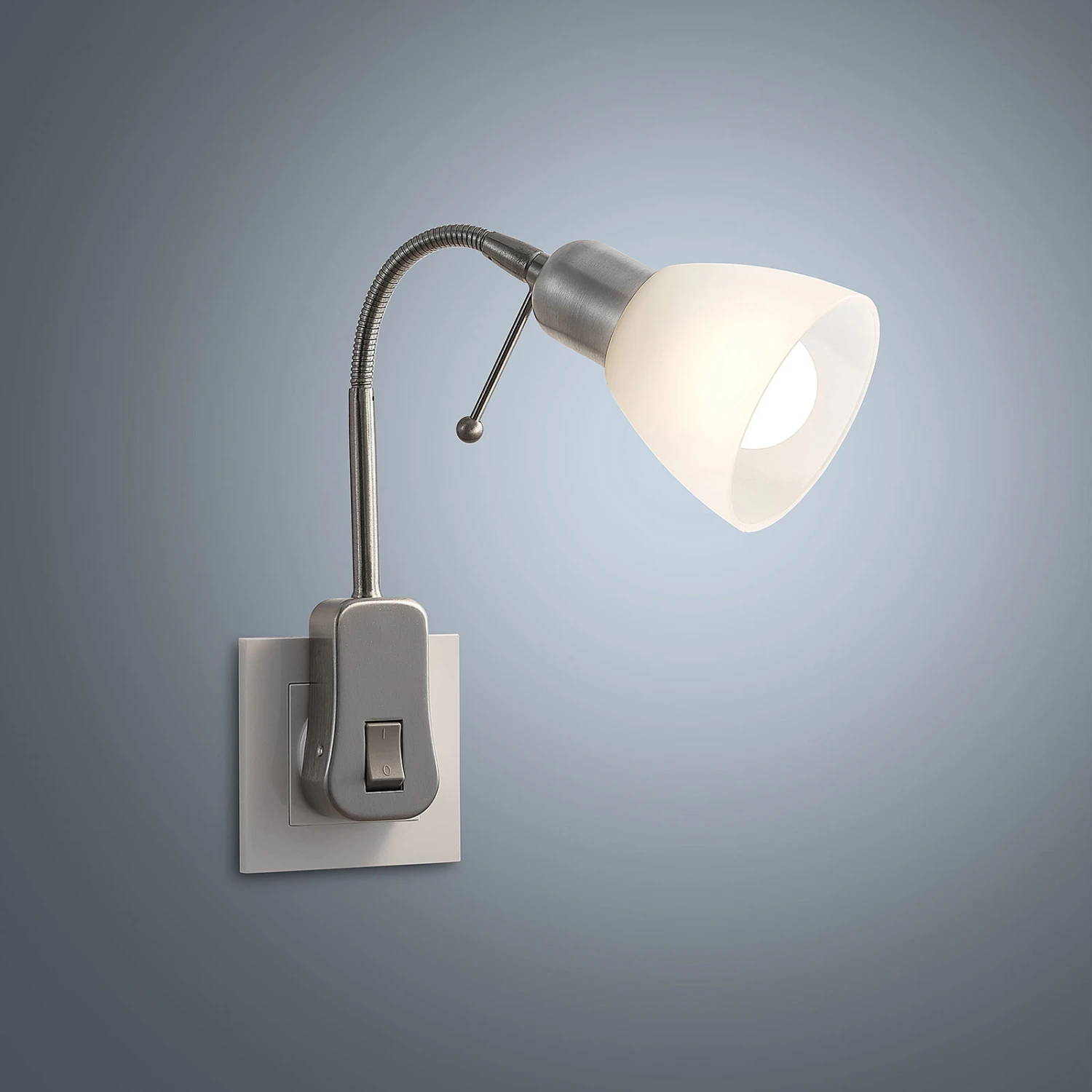 Lindby Aika Steckdosenleuchte, Flexarm, Schalter 9 Lindby Aika Steckdosenleuchte, Flexarm, Schalter – Bild 9