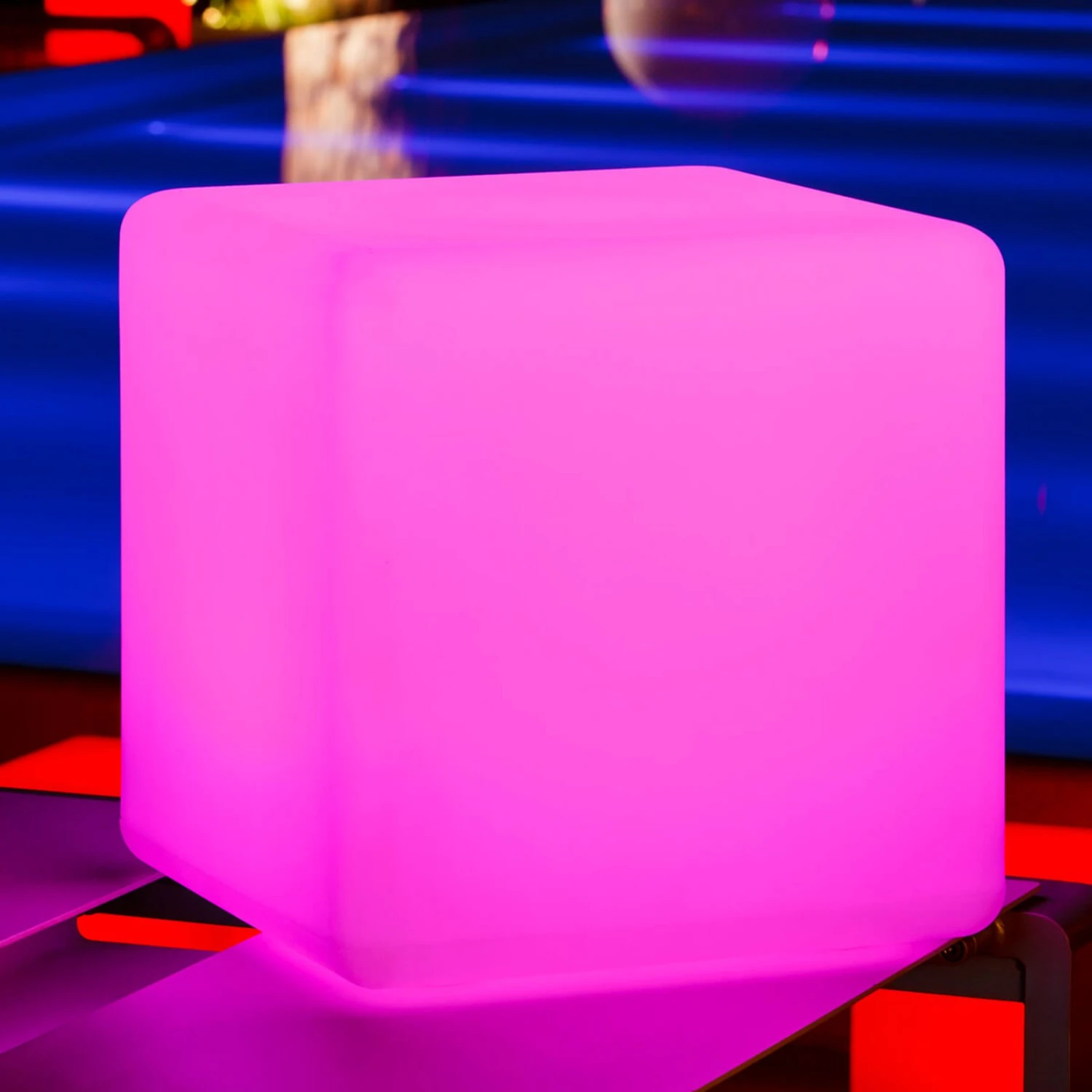 Big Cube - Leuchtender Würfel - Steuerbar Per App 8 Big Cube - Leuchtender Würfel - Steuerbar Per App – Bild 8