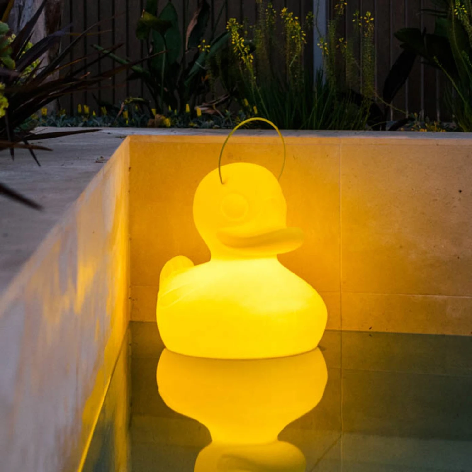 LED-Designleuchte DUCK-DUCK XL Für Außen In Gelb 1 LED-Designleuchte DUCK-DUCK XL Für Außen In Gelb