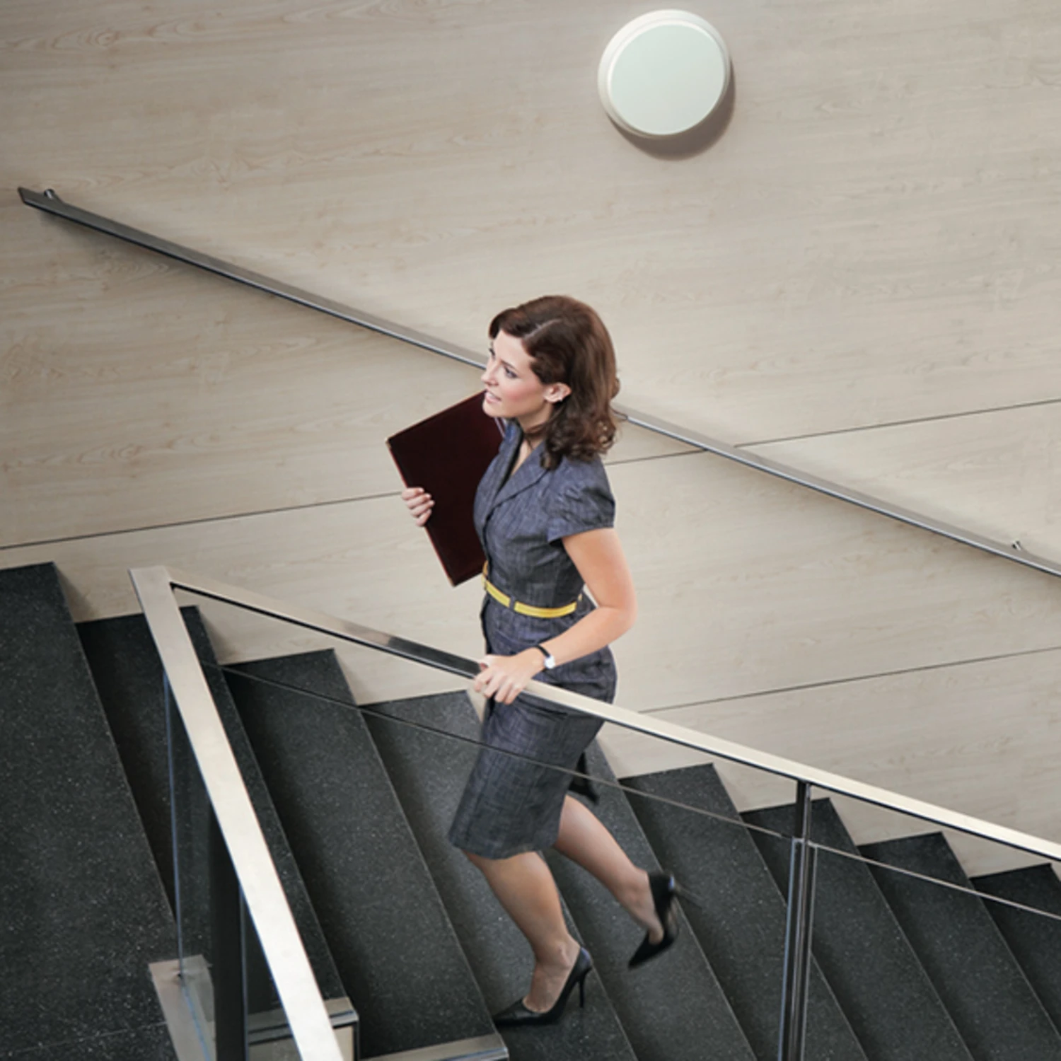 Thorn Katona Sensorleuchte Ø 30,7cm 4.000K 1.950lm 2 Thorn Katona Sensorleuchte Ø 30,7cm 4.000K 1.950lm – Bild 2