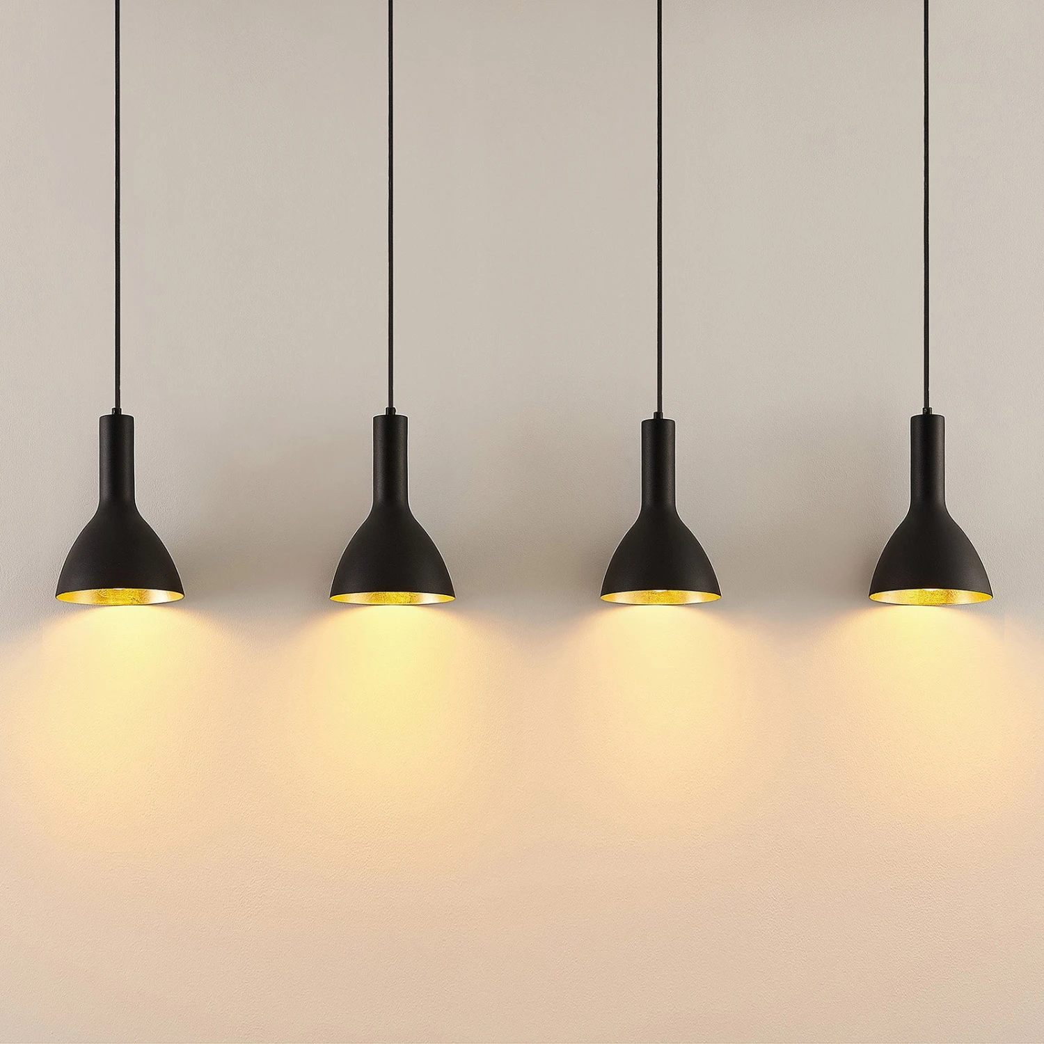 Arcchio Cosmina Hängelampe, 4-fl. Lang Schwarz 2 Arcchio Cosmina Hängelampe, 4-fl. Lang Schwarz – Bild 2