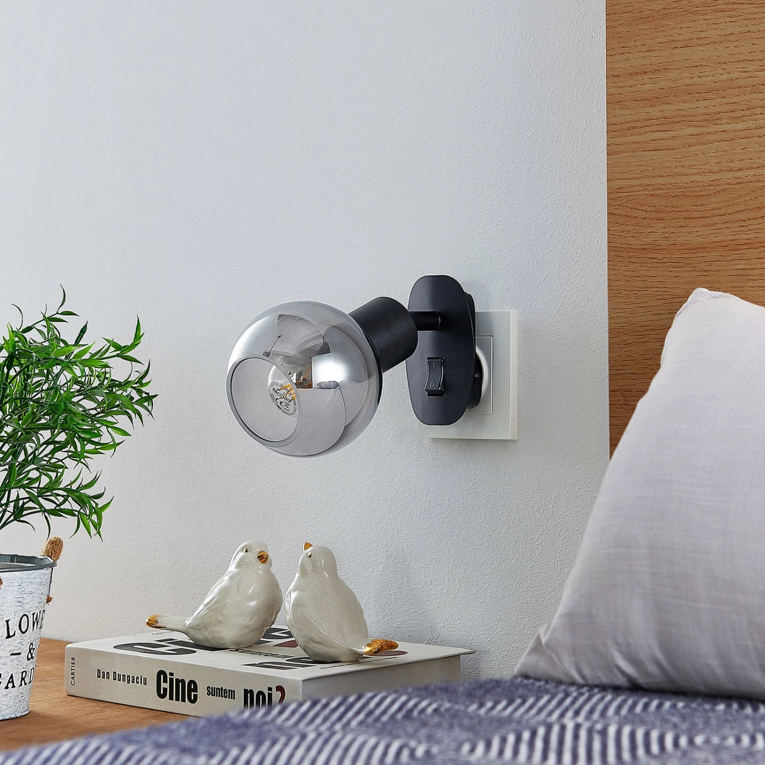 Lindby Lioma Steckdosenleuchte, Neigbar, Schwarz 2 Lindby Lioma Steckdosenleuchte, Neigbar, Schwarz – Bild 2