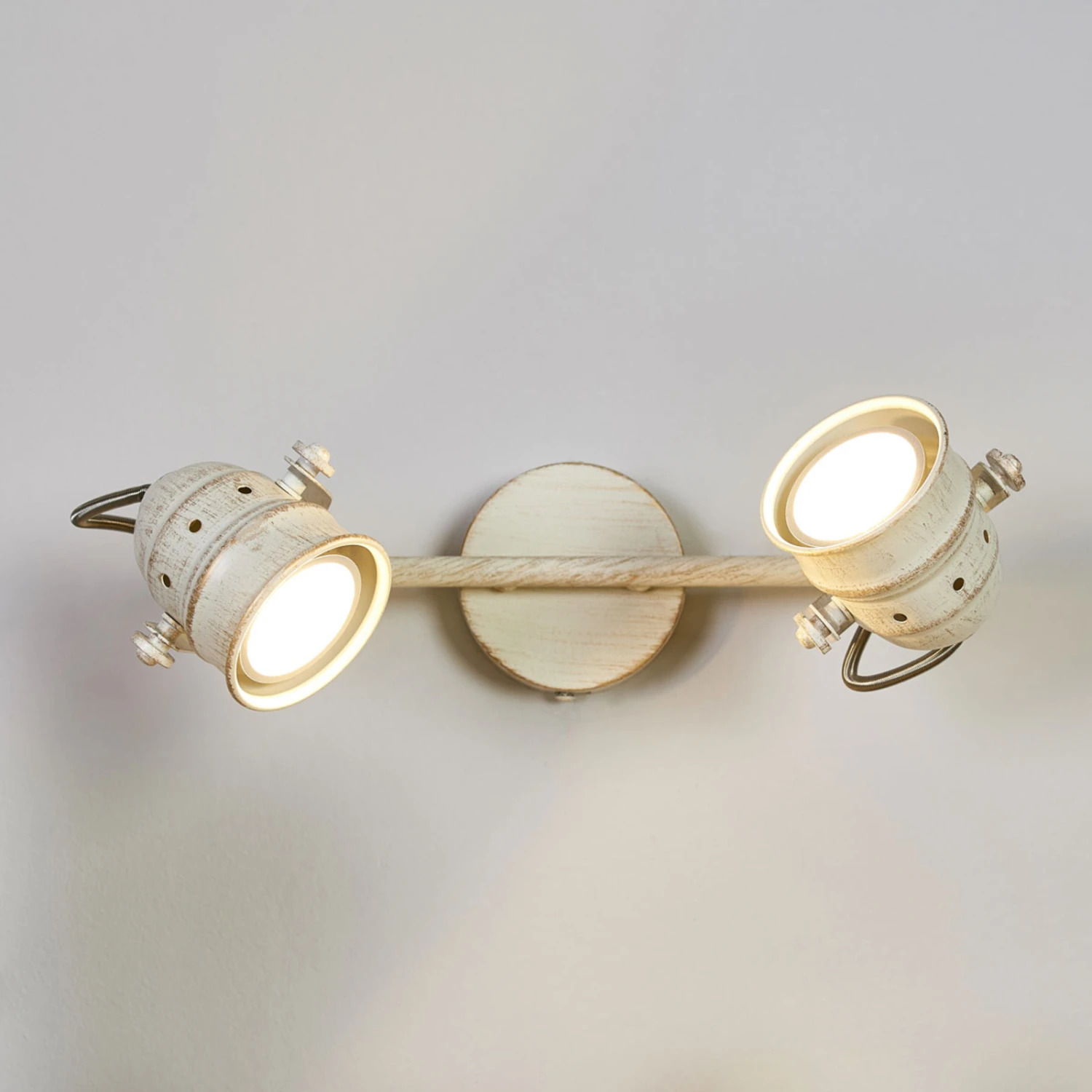 2-flammige Deckenlampe Leonor In Weiß 4 2-flammige Deckenlampe Leonor In Weiß – Bild 4