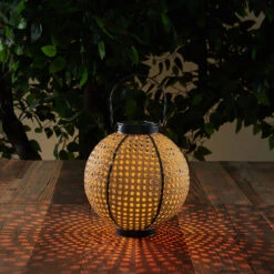 Lindby Lemark LED-Solarlaterne, Kugel, Tragbar 14 Lindby Lemark LED-Solarlaterne, Kugel, Tragbar -Paulmann Verkaufsgeschäft 9945519 3