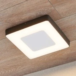 Lucande LED-Außendeckenleuchte Sora, Eckig, Sensor